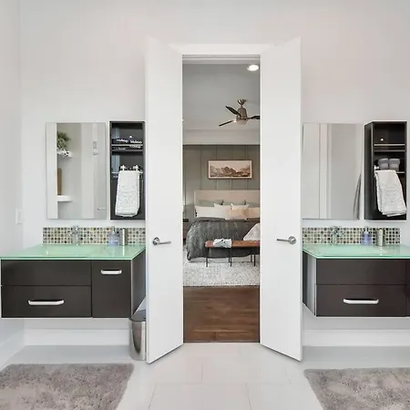 Villa Casa Labella - Downtown Skyline Views - Sleeps 10 à Houston Extérieur photo