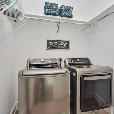 Villa Casa Labella - Downtown Skyline Views - Sleeps 10 à Houston Extérieur photo